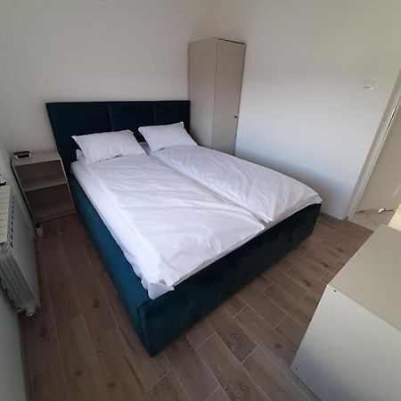 Apartament Na 9. Pietrze 오시비엥침 외부 사진