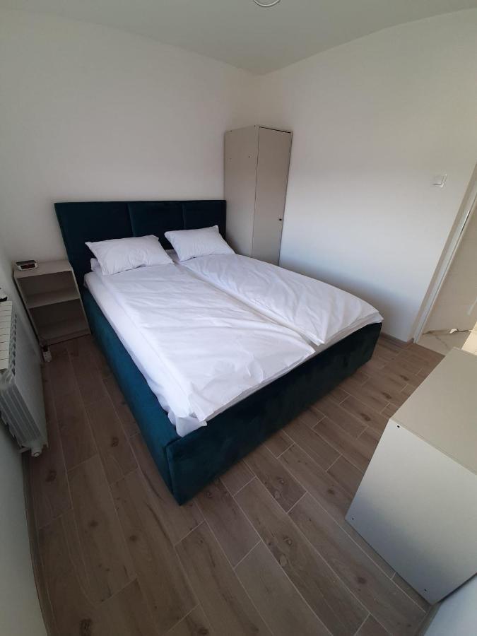 Apartament Na 9. Pietrze 오시비엥침 외부 사진